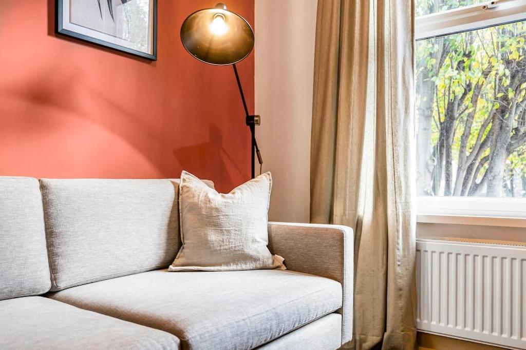 Apartment The Belton Retreat London